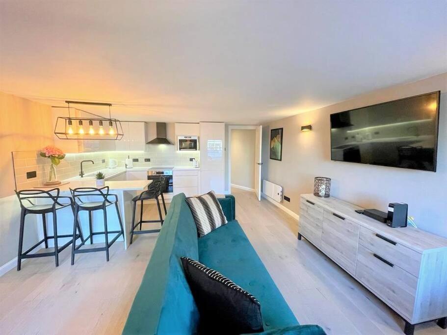 Stylish, Central And Cosy 1Bd Nr Canongate Edinburgh Luaran gambar