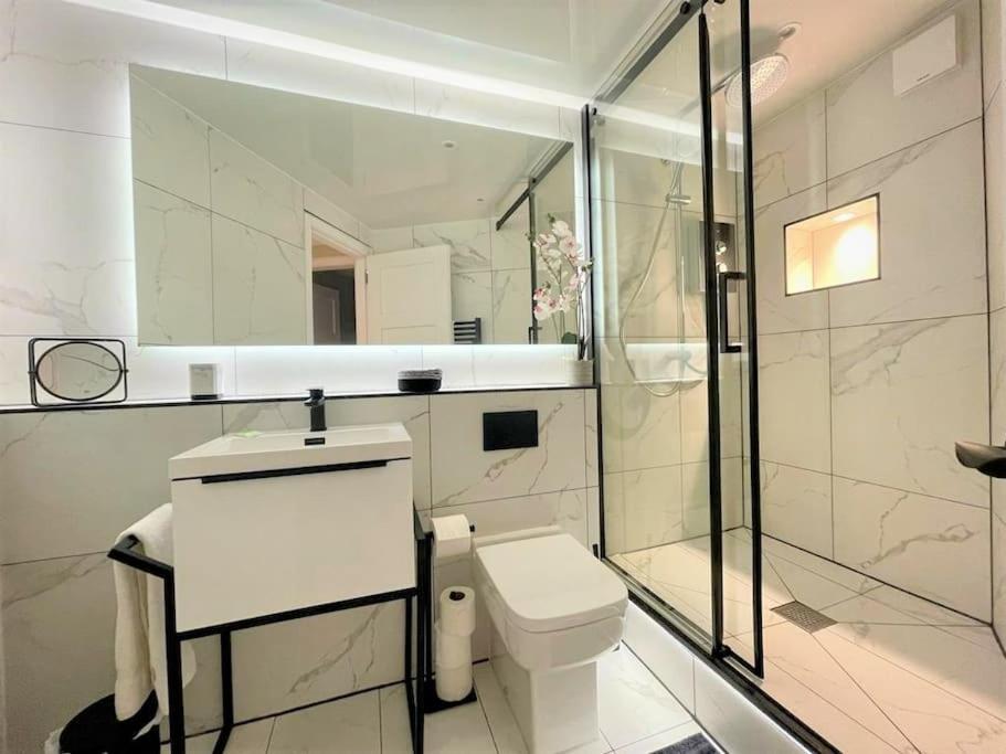 Stylish, Central And Cosy 1Bd Nr Canongate Edinburgh Luaran gambar